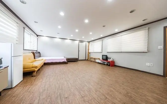 Oda (Room 104)