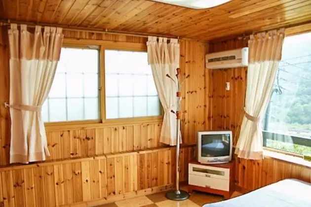 Oda (Myeongdeok 1 (bed))