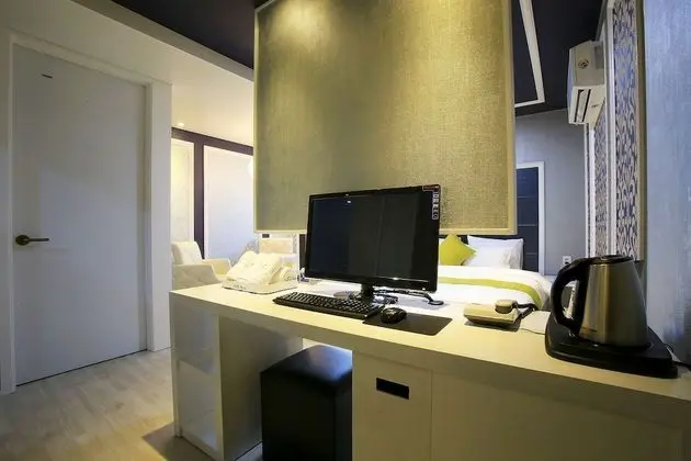 Oda (General room)