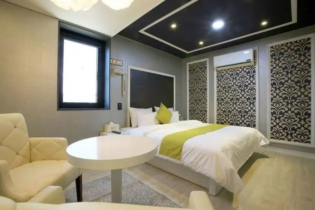 Oda (General room)