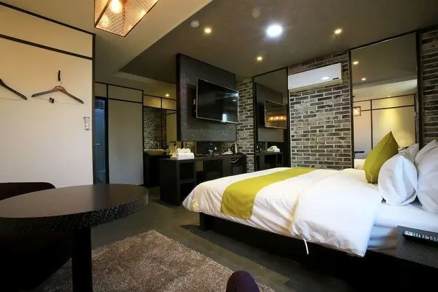Oda (General room)