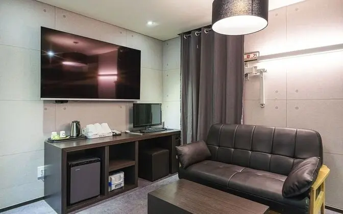 Oda (VIP - twin bed)