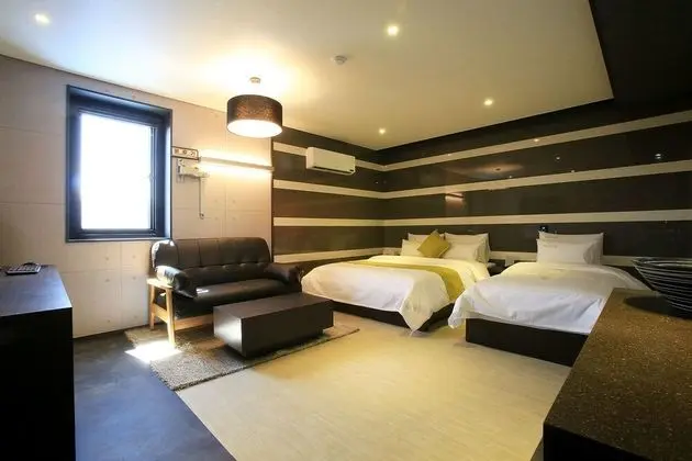 Oda (VIP - twin bed)