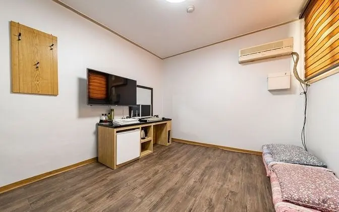 Oda (Ondol Room)