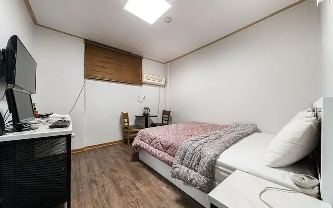 Oda (Standard Room)