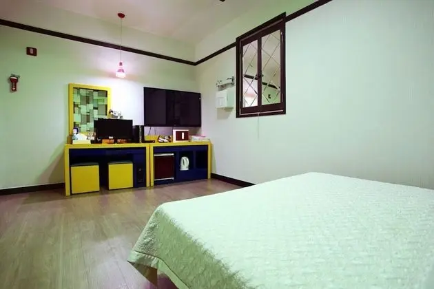 Oda (General room (electric vehicle chargi)