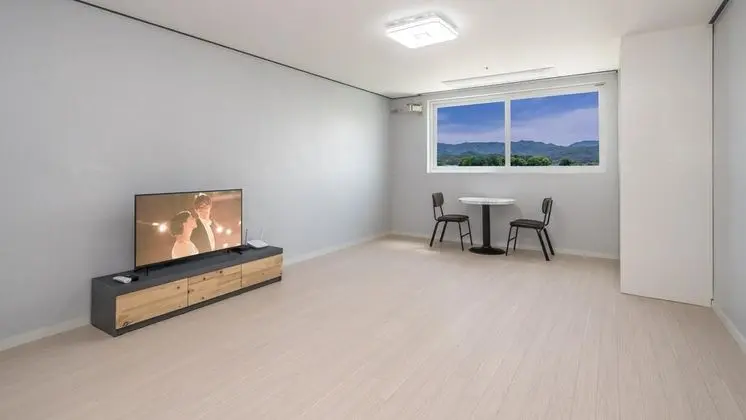 Basic Oda, 1 Yatak Odası (Family Room 2 (4th floor Room Random))