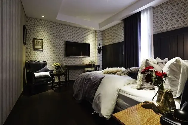 Deluxe Tek Büyük Yataklı Oda, Sigara İçilebilir