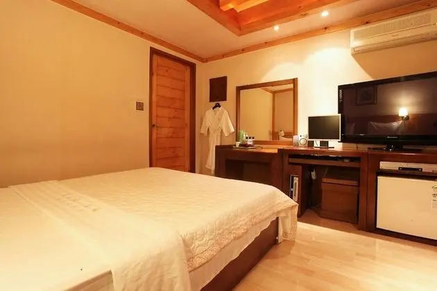 Oda (Standard Room)