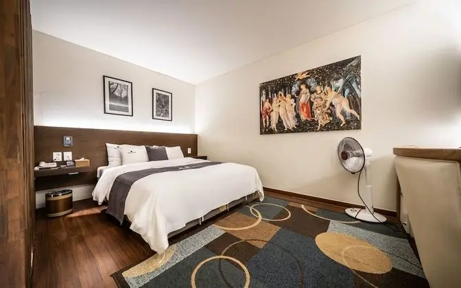 Oda (VIP (single room / 75 TV / bath / mas)