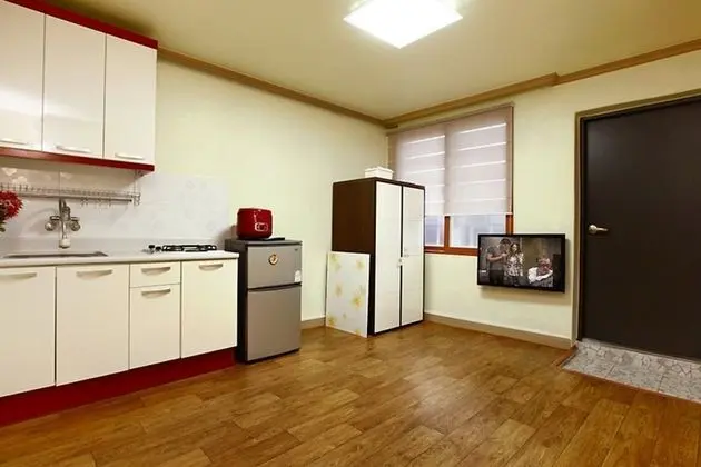 Oda (Family Room (Ondol) No 2)