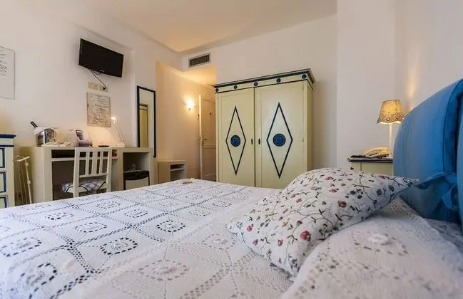 Standard Tek Büyük Yataklı Oda, Deniz Manzaralı