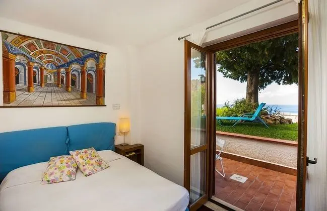 Superior Tek Büyük Yataklı Oda, Balkon, Deniz Manzaralı