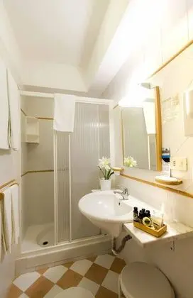 Superior Tek Büyük Yataklı Oda, Balkon, Deniz Manzaralı