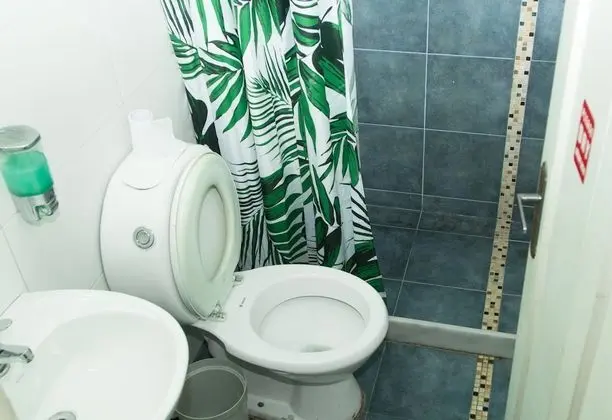 Standard Ortak Ranzalı Oda, Sadece kadınlar için