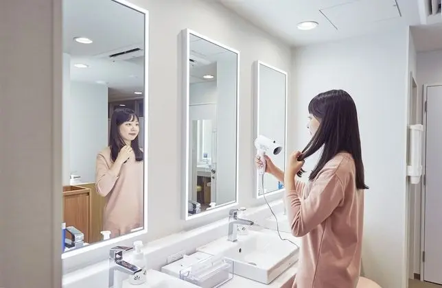 Tek Kişilik Oda, Sadece kadınlar için (with Shared Bathroom)