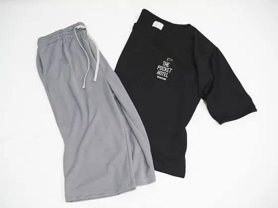 Tek Kişilik Oda, Ortak Banyo (Private)