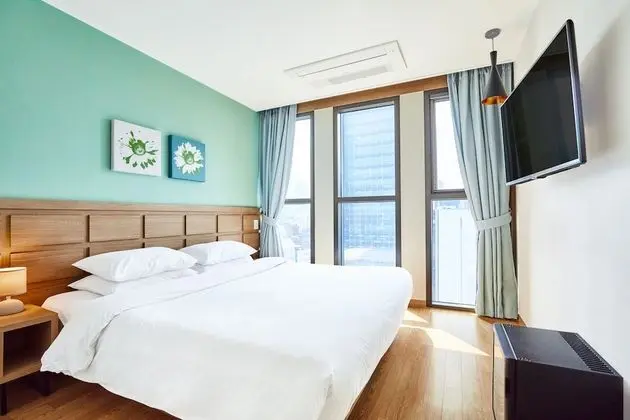 Standard Double Room+Netflix(Personal ID use)