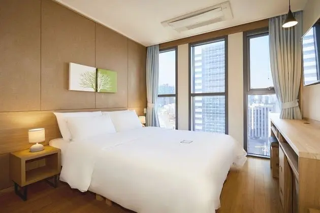 Standard Double Room+Netflix(Personal ID use)