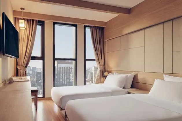 Standard Twin Room+Netflix(Personal ID use)