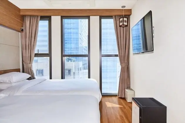 Standard Twin Room+Netflix(Personal ID use)