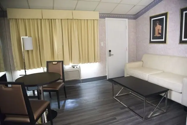 Dağ Evi, 1 En Büyük (King) Boy Yatak, Göl Kenarı