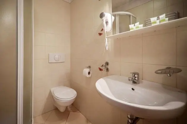 Standard Oda, 2 Tek Kişilik Yatak, Dağ Manzaralı