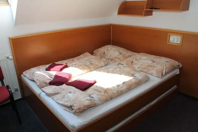 İki Ayrı Yataklı Oda