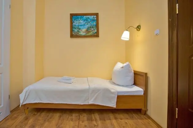 Dört Kişilik Oda