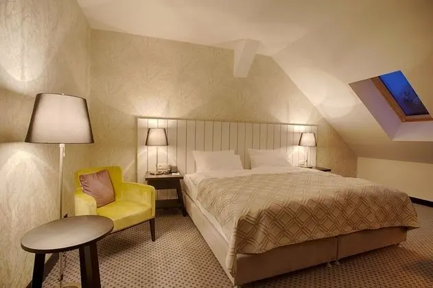 Comfort Tek Büyük veya İki Ayrı Yataklı Oda (hotel AVANA)