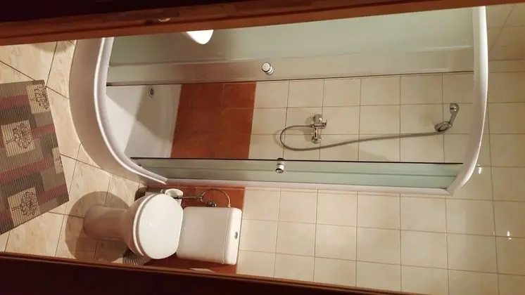 Büyük Yataklı Tek Kişilik Oda