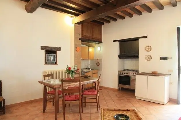 Comfort Apart Daire, Bahçe Manzaralı