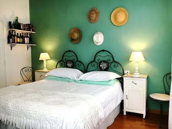 Tek Büyük Yataklı Oda