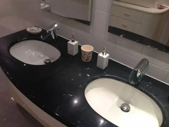 Superior Tek Büyük veya İki Ayrı Yataklı Oda