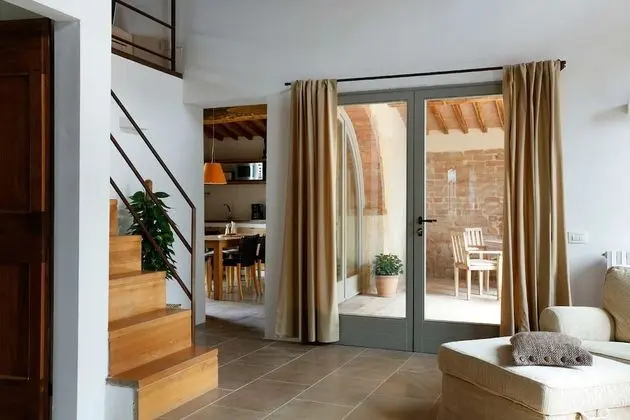 Apart Daire, Bahçe Manzaralı