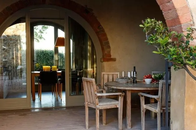 Apart Daire, Bahçe Manzaralı