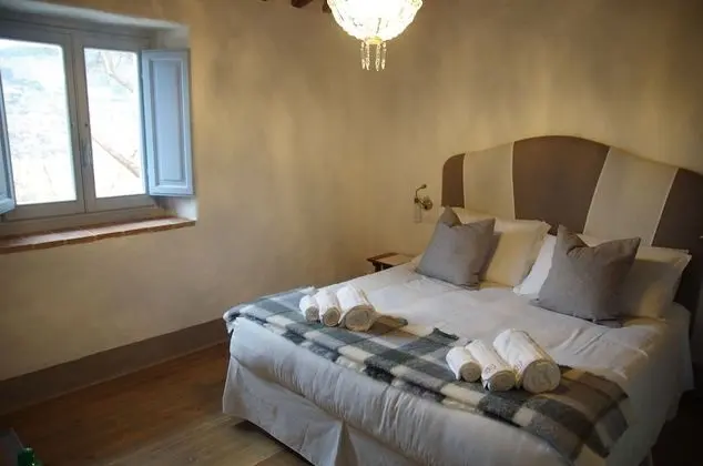 Deluxe Tek Büyük Yataklı Oda (Castagna)
