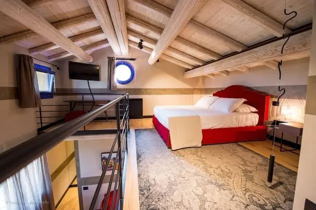 Süit, Havuz Manzaralı, Asma Kat