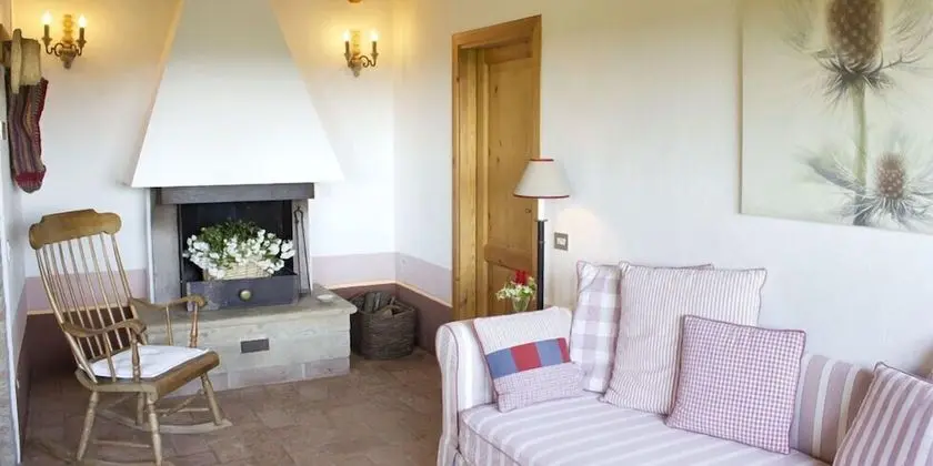 Dağ Evi, 1 Büyük (Queen) Boy Yatak ve Çekyat, Teras, Deniz Manzaralı (Casetta del Falco)