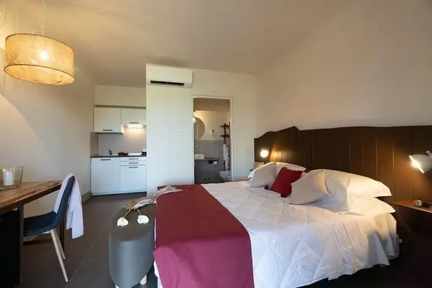 Comfort Tek Büyük Yataklı Oda