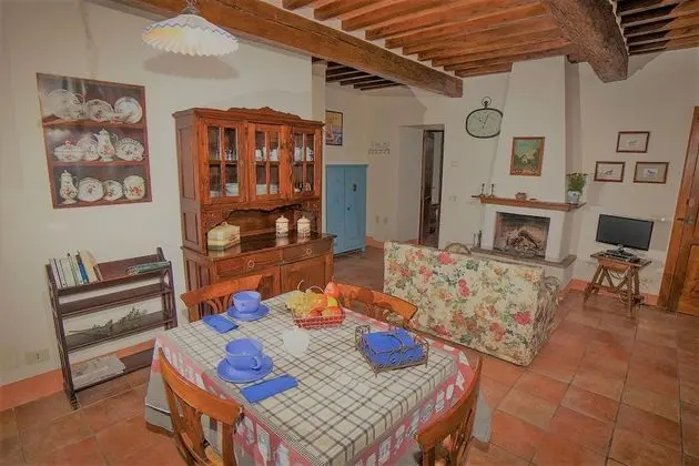 Apart Daire, 2 Yatak Odası, 2 Banyolu, Dağ Manzaralı (Pozzo)