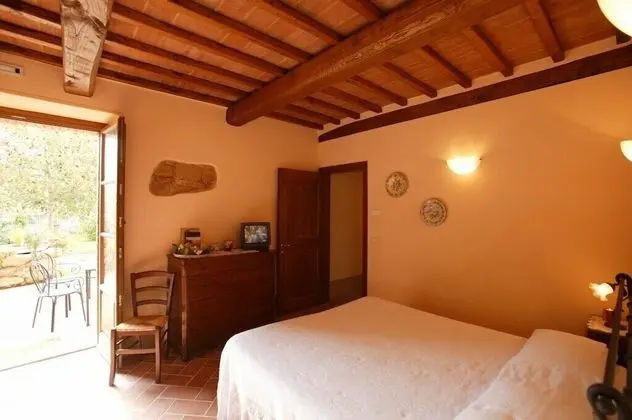 Tek Büyük veya İki Ayrı Yataklı Oda (Il Pozzo)