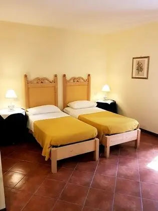 Classic Tek Büyük veya İki Ayrı Yataklı Oda