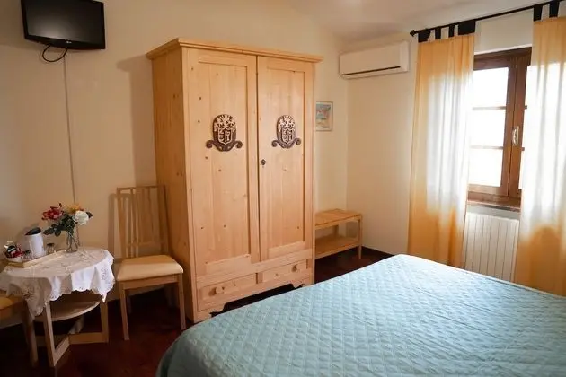 Classic Tek Büyük veya İki Ayrı Yataklı Oda