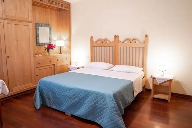 Classic Tek Büyük veya İki Ayrı Yataklı Oda