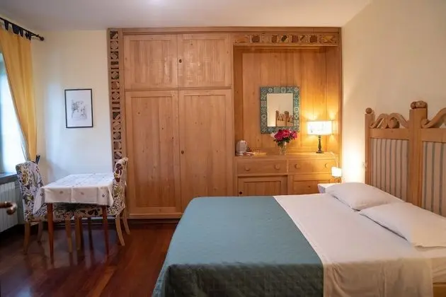 Classic Tek Büyük veya İki Ayrı Yataklı Oda