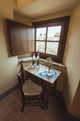 Comfort Tek Büyük veya İki Ayrı Yataklı Oda