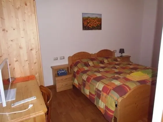 Tek Büyük veya İki Ayrı Yataklı Oda, Sigara İçilmez, Teras