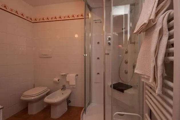 Comfort Apart Daire, 2 Yatak Odası, Mutfak, Bahçe Manzaralı