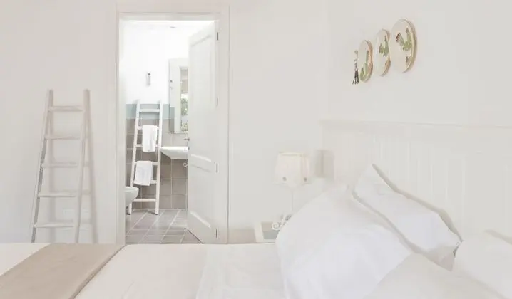 Standard Tek Büyük veya İki Ayrı Yataklı Oda, Teras, Bahçe Manzaralı